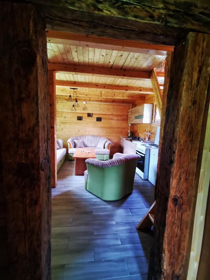 Wooden House "Una" คูเลนวาคูฟ ภายนอก รูปภาพ