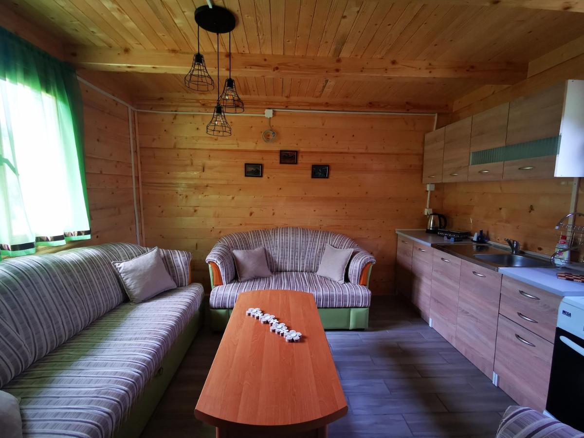Wooden House "Una" คูเลนวาคูฟ ภายนอก รูปภาพ